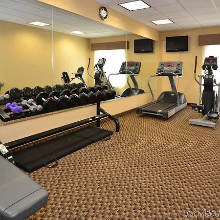 Best Western Plus Victor Inn & Suites 